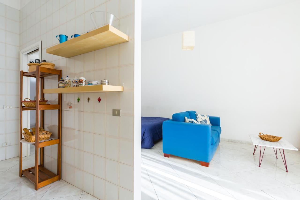 Riviera 40 Cozy Flat Close The Promenade By Napoliapartments Apartment Naples