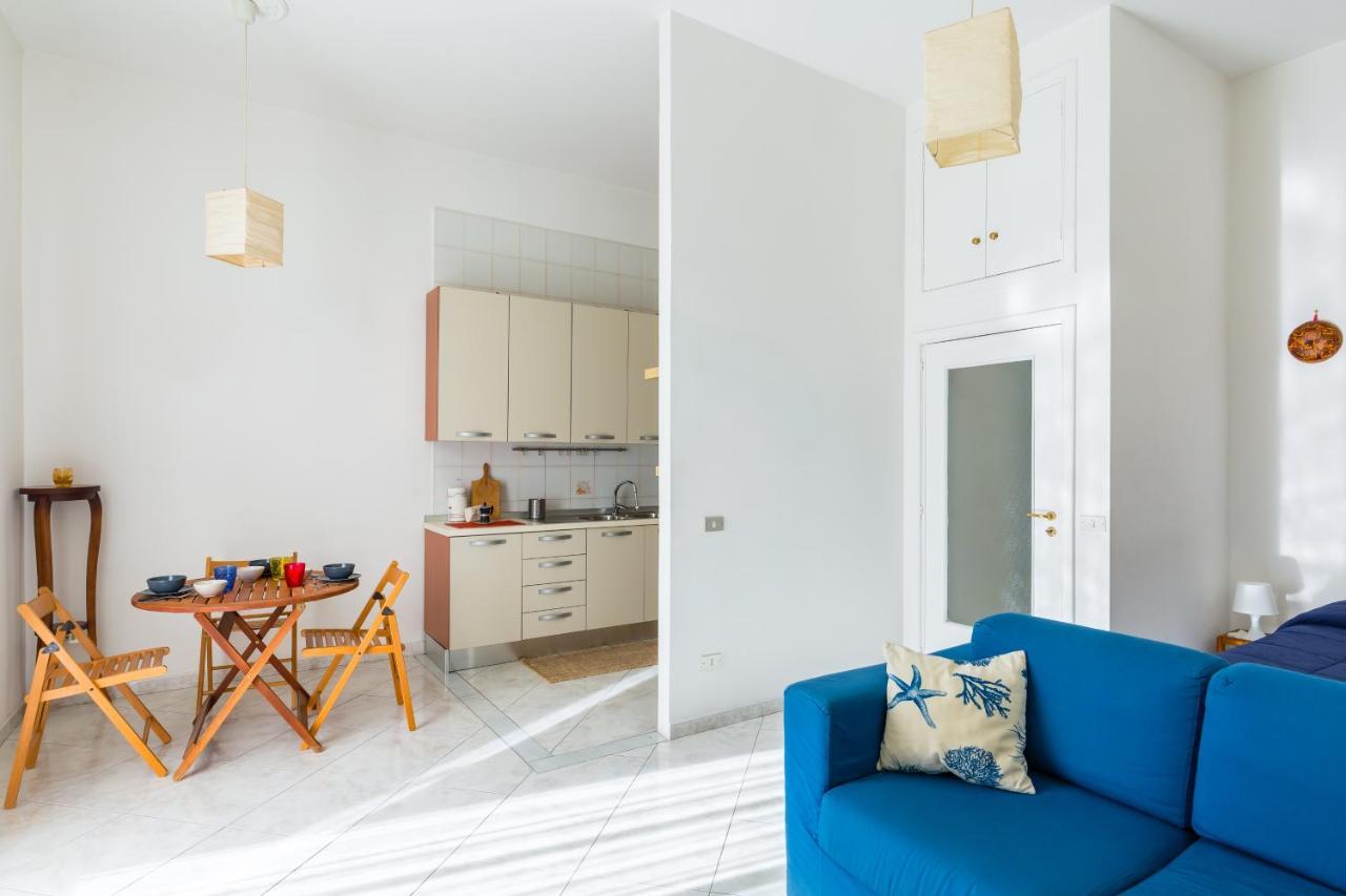 Riviera 40 Cozy Flat Close The Promenade By Napoliapartments *