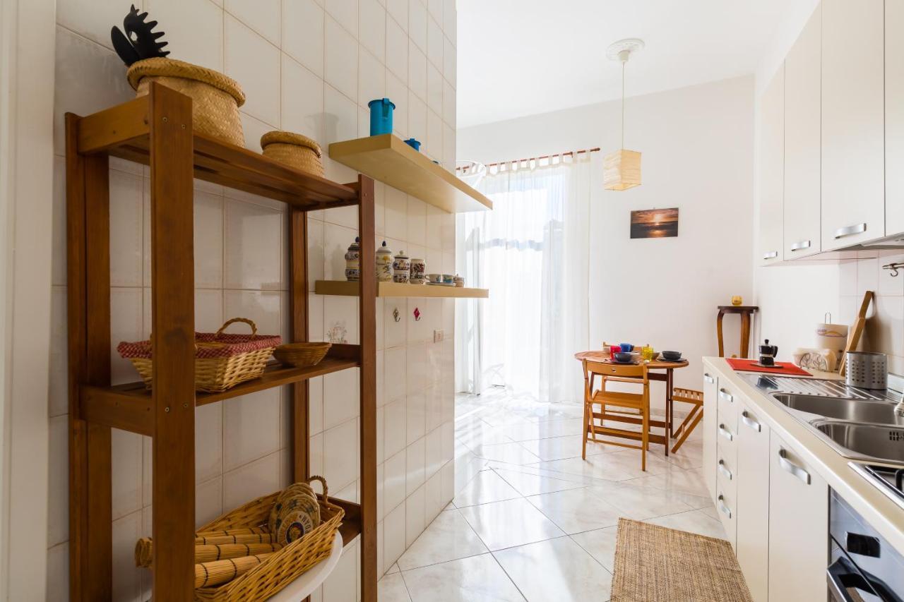 Riviera 40 Cozy Flat Close The Promenade By Napoliapartments