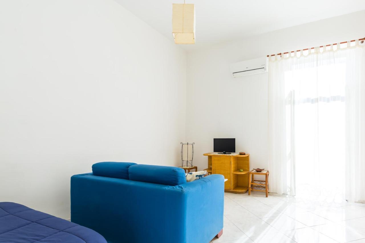 Riviera 40 Cozy Flat Close The Promenade By Napoliapartments Appartement