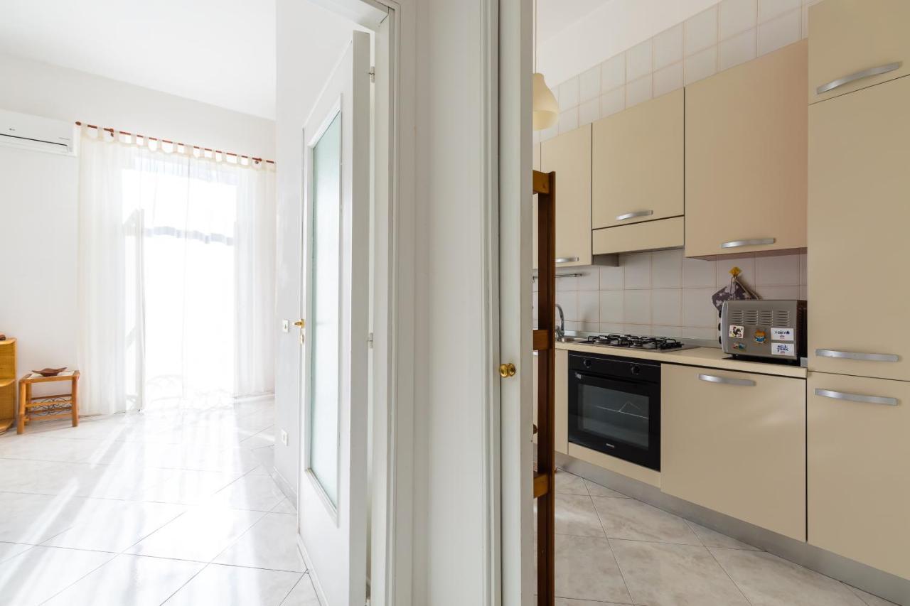 Riviera 40 Cozy Flat Close The Promenade By Napoliapartments Apartment *